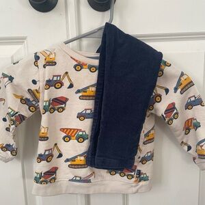 Jojo Mama Bébé  2-3year Sweatshirt and Navy Pants Set